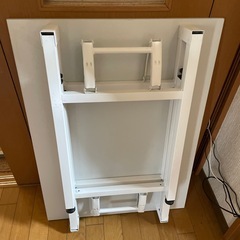 テーブル＆椅子　折りたたみ式　
2点セット