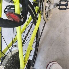 【GIANT】クロスバイク(700×28c)　中古　チェーン・ライト付きの画像