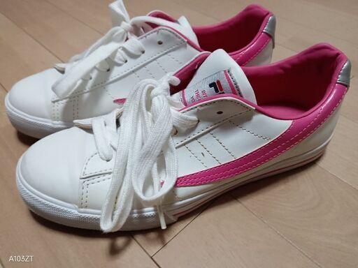 FILA フィラ スニーカー ピンク 合皮 23.5 靴