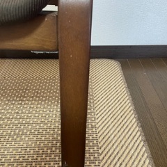 木製スツールの画像