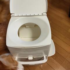 リターロッカー本体と専用カートリッジ1つの画像