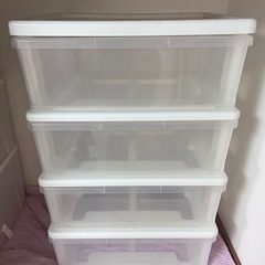 衣装ケース　収納ボックス
