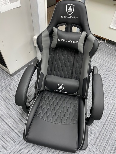 gtplayar  ジーティプレイヤー　ゲイミングチェアー　座椅子