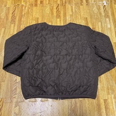 120　スヌーピー刺繍付きキルティングボアジャケット　の画像