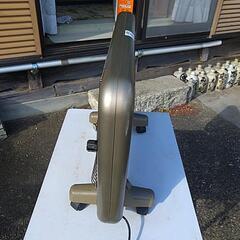 ⛄  遠赤外線幅射式暖房器の画像