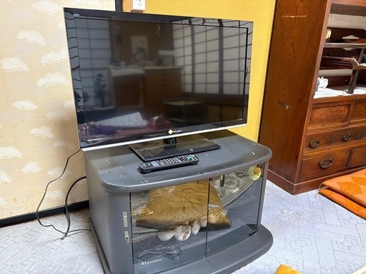 テレビと台