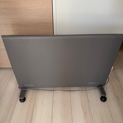 デロンギ パネルヒーター(8-10畳用)HXJ60L12
