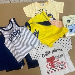 子供服、赤ちゃん服90サイズの画像