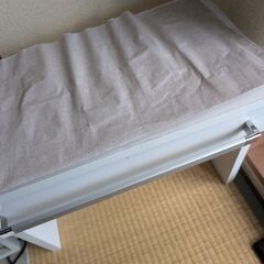 ジモティー価格！ミニテレビ台 引き出し付き（ 小物入れ 収納棚) 白  装飾シート付けます☆の画像