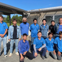 ▼正社員：重機オペレーター▼この業界では珍しい歩合がつくMAX10,000円！！フランクで楽しく仕事できる！寮も完備！出張もあり年１の旅行では海外も？！ の画像