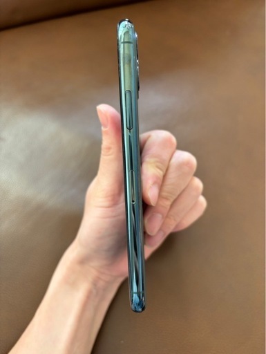 【値下げ不可・取りに来てくださる方限定】iPhone 11 Pro 256GB ミッドナイトグリーン