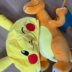 リザードン　ピカチュウ帽子