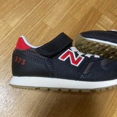 ニューバランススニカー373   17センチ美品の画像