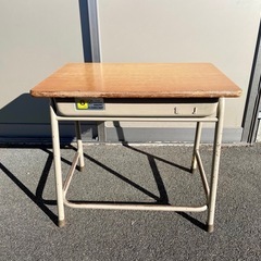 【那須町役場】学習机8号　テーブル　小学校　学習　物置　ガーデニ...