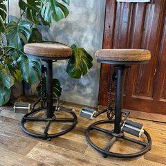 【無料】カウンターチェア　2脚セットの画像