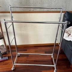 ハンガーラック