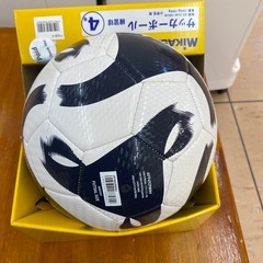 フットサルボール(FUTSAL BALL ZIZE 4)の画像