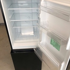 NO 765  🌈福岡市内配送設置無料✨🌈　冷蔵庫 中古 REFAGE YRZ-F15LK 2023年製 2ドア 156L ブラック ファン式 右開き 一人暮らしの画像