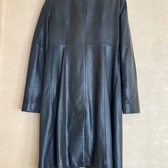 ★レディス　ブラックレザーコートXSの画像