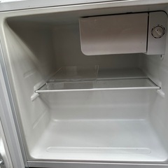 冷蔵庫　ワンドア　46L　エスキュービズム　 WR-1046　2017年製の画像