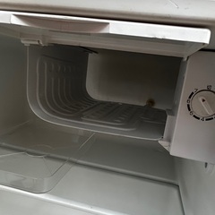 冷蔵庫　ワンドア　46L　エスキュービズム　 WR-1046　2017年製の画像