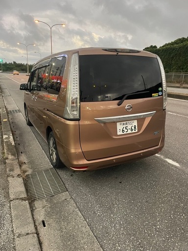 日産セレナ