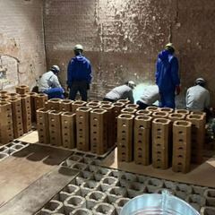 ▼正社員：築炉工の現場作業員【未経験OK】▼土日祝休み＋有休消化率100％！頑張りは賞与で還元！20代でもボーナス170万の実績あり◎20代でも海外出張（技術指導）の経験が積める！ の画像