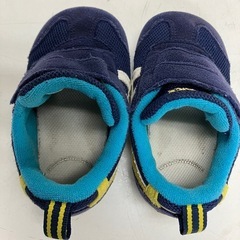 ☆値下げ☆N2501-071 アシックス キッズスニーカー 13cm キズ汚れかかと減り有り ※名前欄ぬりつぶし有りの画像