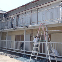 ▼正社員：塗装の現場作業員【未経験OK】▼実働7時間×残業残業なし◎少人数制で居心地バツグンのメンバー◎求む！若者パワー！！ の画像