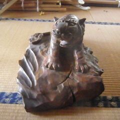 一刀彫　虎　置物の画像