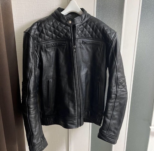 ブラックレザージャケット/本革ジャンパー