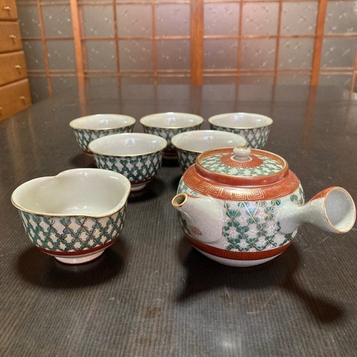 【アンティーク】九谷焼　煎茶器揃　急須　湯冷し　湯呑み×5 金彩赤絵　クローバー柄