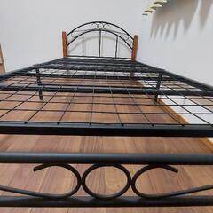 【お話し中】ベッドフレームの画像