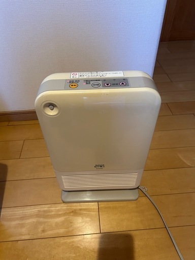 小型暖房機、トイレ、脱衣所用　松下電工製EH3680