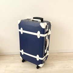 キャリーケース　　ネイビー・ホワイト