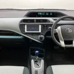 完全自社ローン😊燃費よし(`･ω･´)b　トヨタ アクア 　Ｓの画像