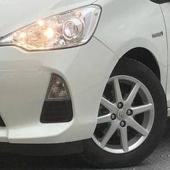 完全自社ローン😊燃費よし(`･ω･´)b　トヨタ アクア 　Ｓの画像
