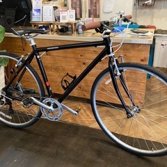 【アルミフレーム】7段変速 700×28cクロスバイク　マットブラック
