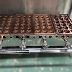 ★都市ガス用 銅板 4連たこ焼き器 18穴 たこ焼き器 業務用 ...