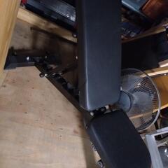 インクラインベンチ　筋トレにどうぞ