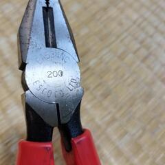 🛠️エスコ　電工ペンチ　EA534NC  200mmの画像