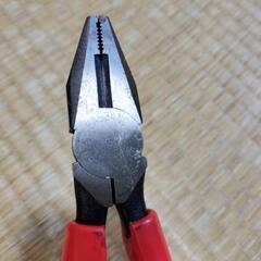 🛠️エスコ　電工ペンチ　EA534NC  200mmの画像