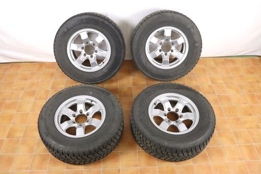 DUNLOP GRANDTREK SJ6 ダンロップ グラントレック スタッドレスタイヤ 245/70R16 107Q カー用品 タイヤ ホイール JG_MJL_C0107-J00B