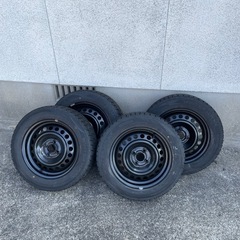 スタッドレスタイヤ・ホイールセット　185/60R15