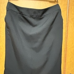 女性物ズボン、スカートの画像