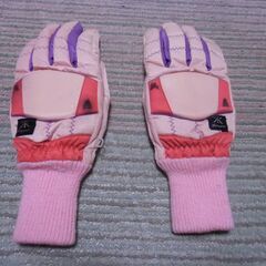 ●無料● 子供向き 女の子 手袋 ピンク系 差し上げます。＊石川...
