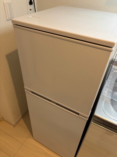 【終了】冷蔵庫　直冷式2022年製