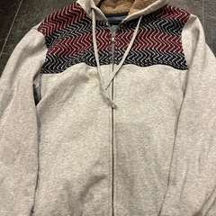 TOMMY HILFIGERメンズパーカーの画像