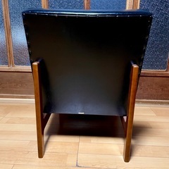 値下 A カリモク60 Kチェア  1シーター ソファー レトロ ブラックの画像