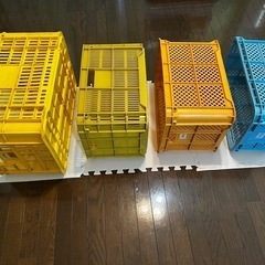 収納用カラーコンテナ